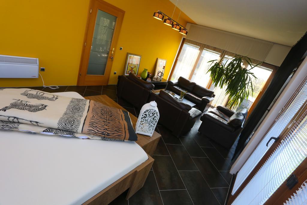 Farah Superior Apartments Bihać Esterno foto
